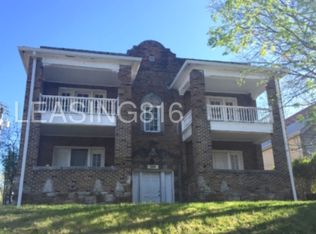 3215 E 8th St APT 2B, Kansas City, MO 64124