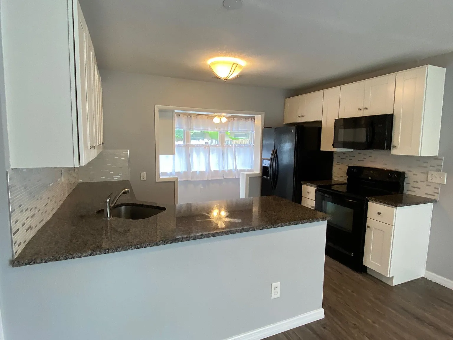 2603 Musselwhite Ave — Photo 2
