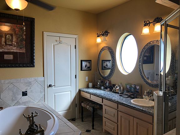 Master bath 