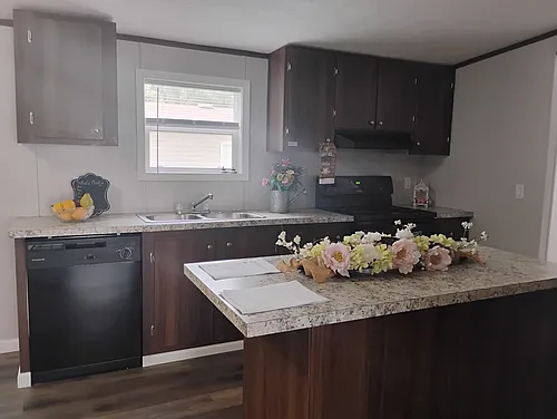 166 Elm Dr Photo 1