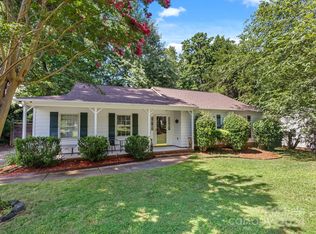 9702 Watergate Rd, Charlotte, NC 28270