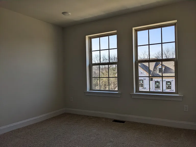 35 Dahlia Dr — Photo 14