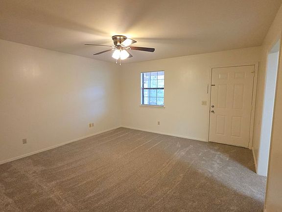 3rd image of 611-615 N Greenwich Ave #613