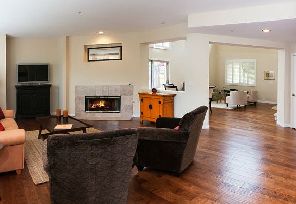 5th image of 107 Silverwood Dr