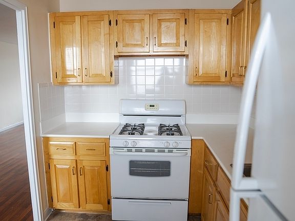 5th image of 104-60 Queens Blvd #15L
