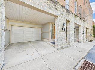 138 N Woodland Rd, Pittsburgh, PA 15232