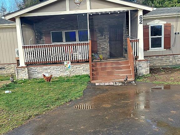screened porch