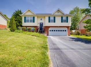 230 New Hope Rd, Jonesborough, TN 37659