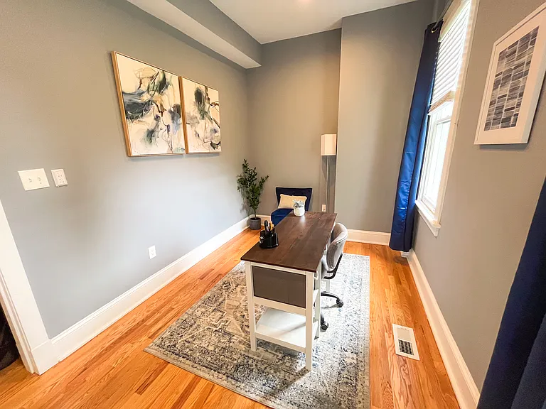 127 N Jefferson St — Photo 21