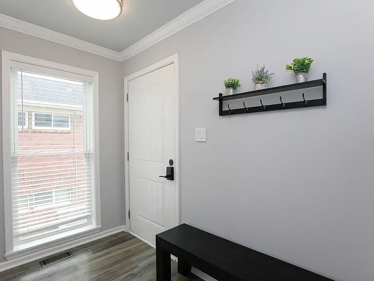 810 W Ocean View Ave #B — Photo 55