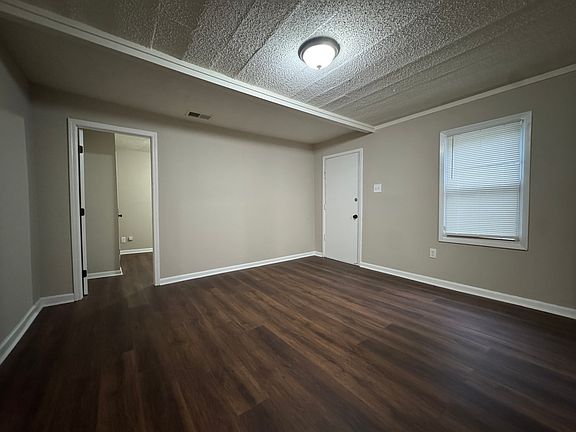 3rd image of 1651 Corning Ave