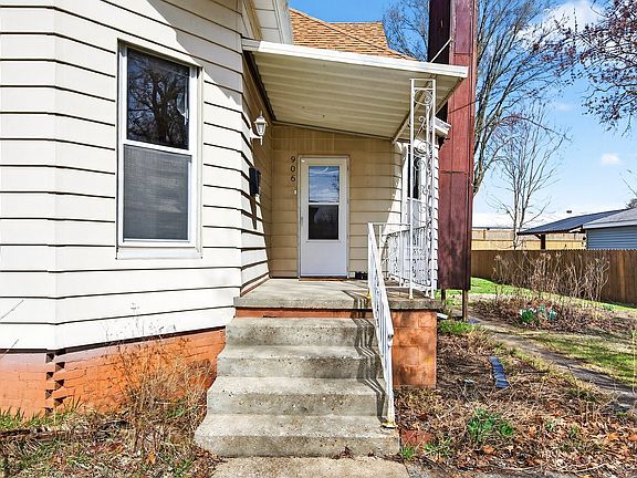 3rd image of 906 Peoria St