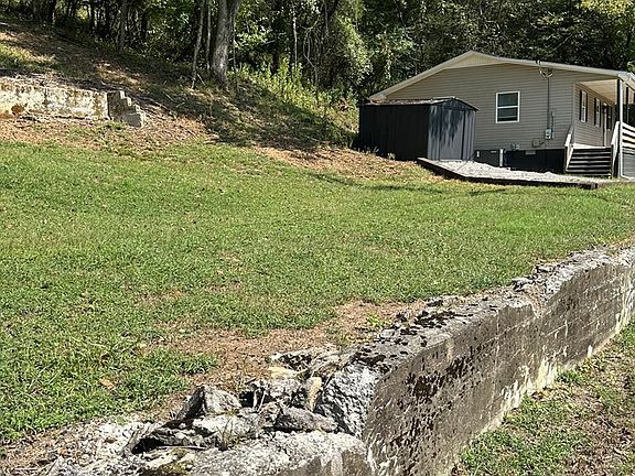 2nd image of 322 W Gipson Ave