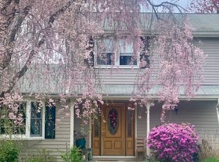 35 Flint Rd, Acton, MA 01720