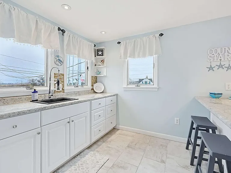 73 Church St #2 — Photo 14