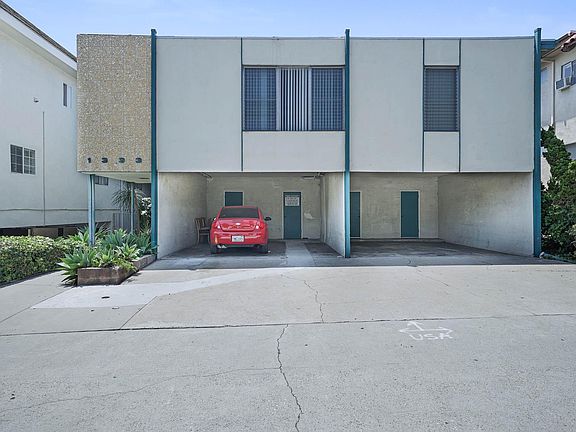 2nd image of 1333 Barry Ave