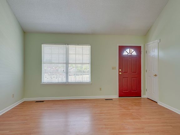 5th image of 1010 Kilgrow Ct