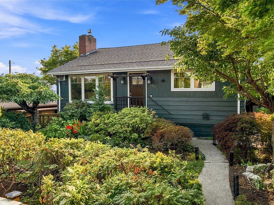 1st image of 8451 40th Avenue SW