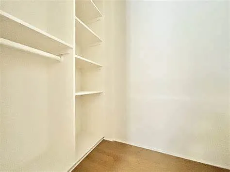 439 N Van Ness Ave #1 — Photo 8