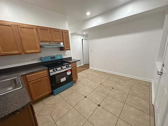 4th image of 3600 W Flournoy St #11245293