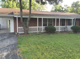 12145 Lake Placid Dr, Saint Louis, MO