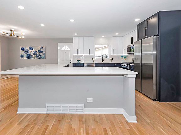 2nd image of 5430 Grange Ave