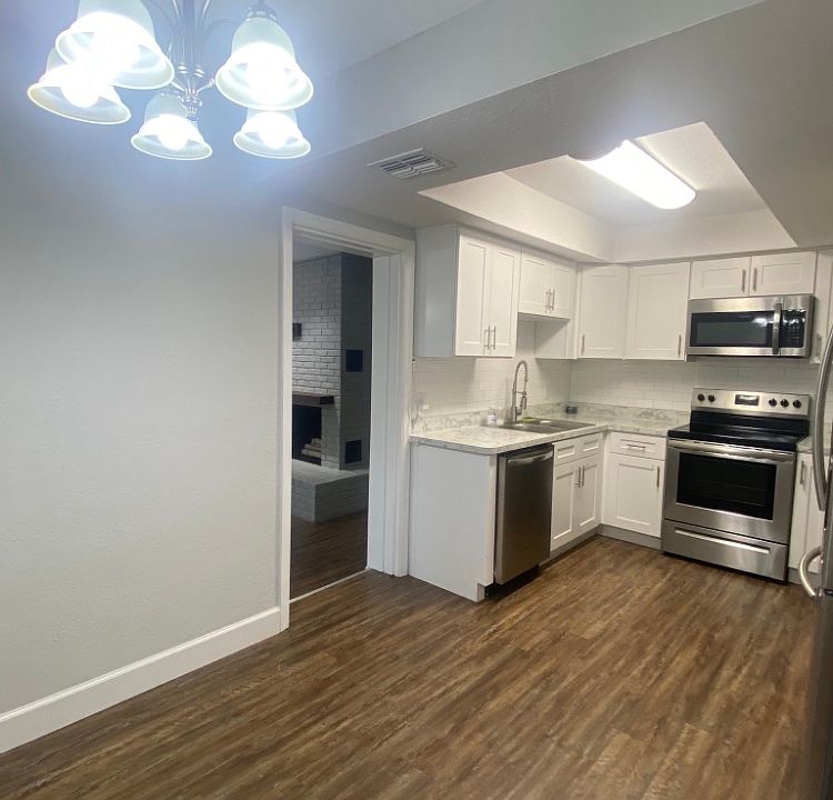 1st image of 1822 E Main St