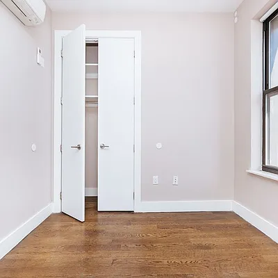 Rented by Nooklyn NYC LLC | media 54