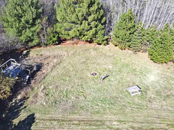 N4820 Eagle Nest Dr, Elroy, WI 53929