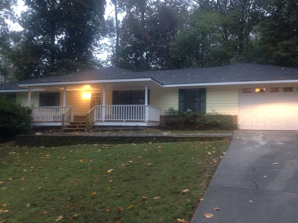 1st image of 6833 Charles Dr