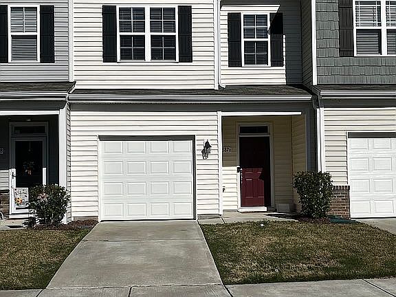 2nd image of 8876 Commons Townes Dr