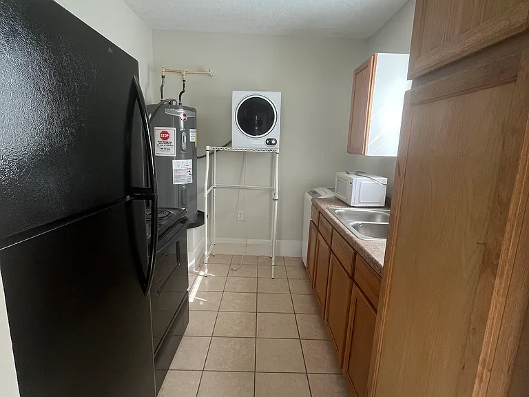 5109 Avenue L #1 — Photo 6