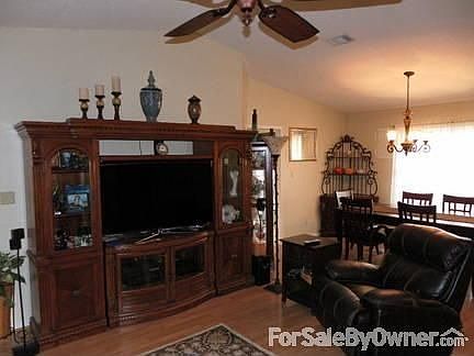 Sunroom
						:
						Beautiful Bright Sunroom