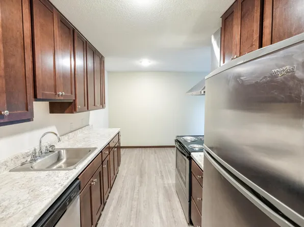 Lakehill Apartments, 3804 Highcrest Rd #301, Minneapolis, MN 55421