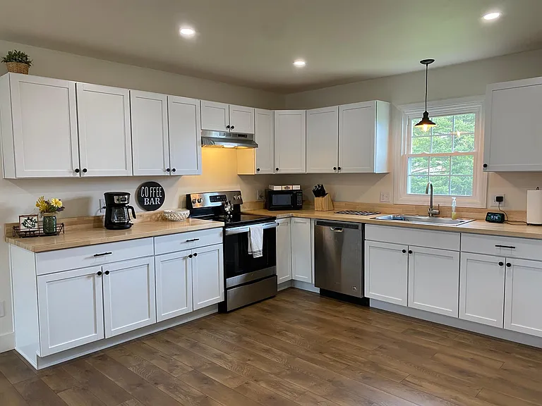 7302 N Buddy Dr — Photo 5