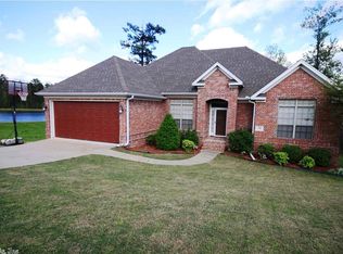 34 Waters Edge Dr, Little Rock, AR 72204
