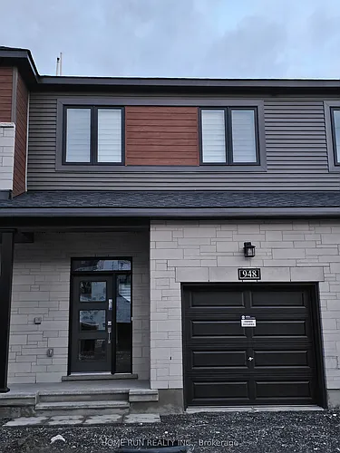 948 Eileen Vollick Cres Photo 1