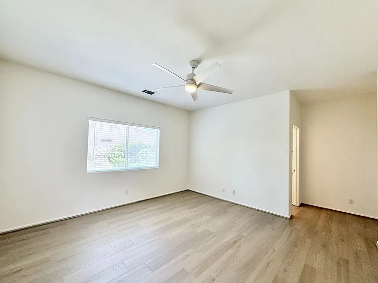 43615 Roebelenii Way — Photo 6