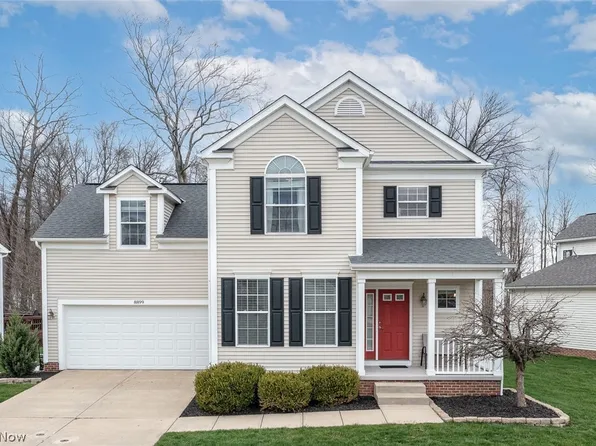 8899 Oakbrook Cir, Twinsburg, OH 44087