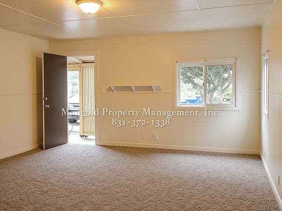3rd image of 1317 Hilby Ave APT A