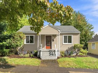 2015 SE Sherrett St, Portland, OR 97202