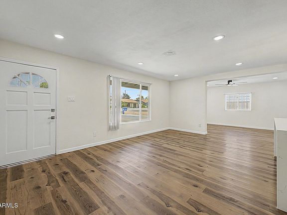 5th image of 1819 W MORTEN Avenue