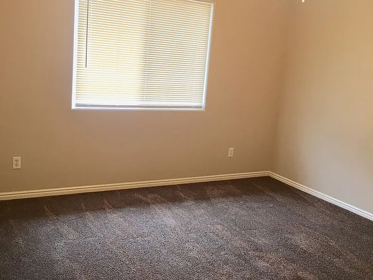 1308 Millcreek Duplex — Photo 20