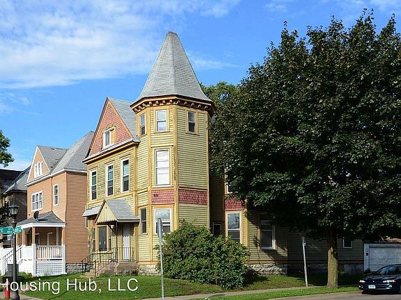 2nd image of 783 6th St E APT 1