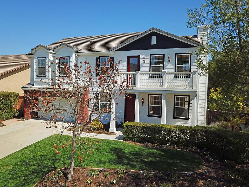 1-Front Exterior1