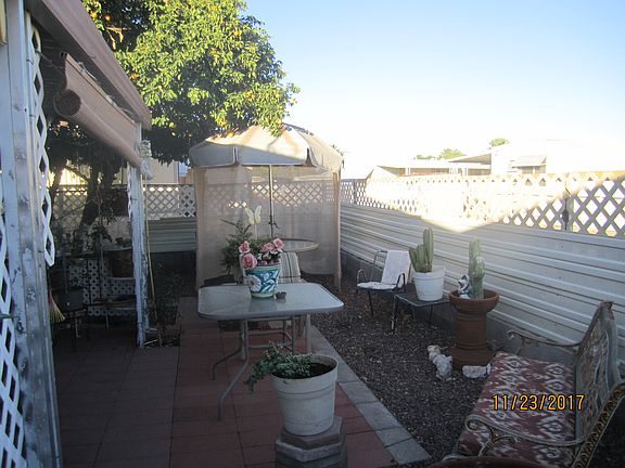 4th image of 2726 E Belmont Ave