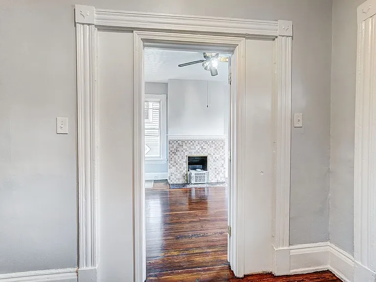 870 Rockdale Ave — Photo 7