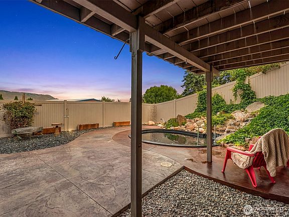 4th image of 1428 NE Terrace Court
