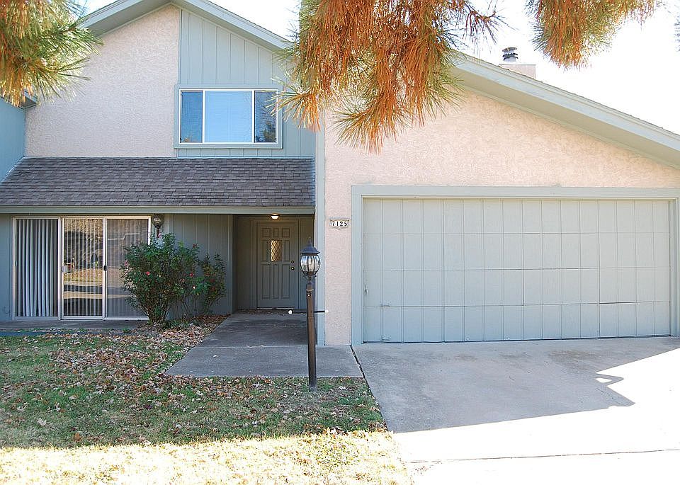 2-Story 3/2.5/2 Duplex