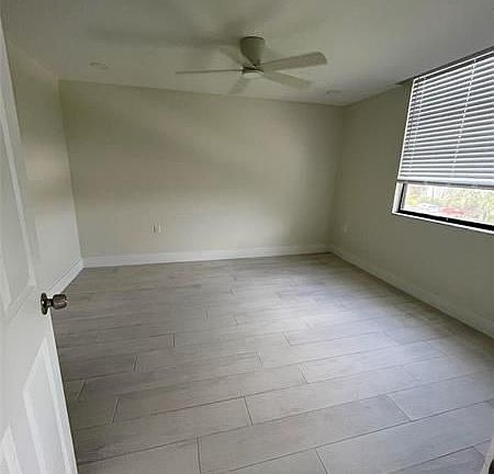 4th image of 3635 Whitehall Dr